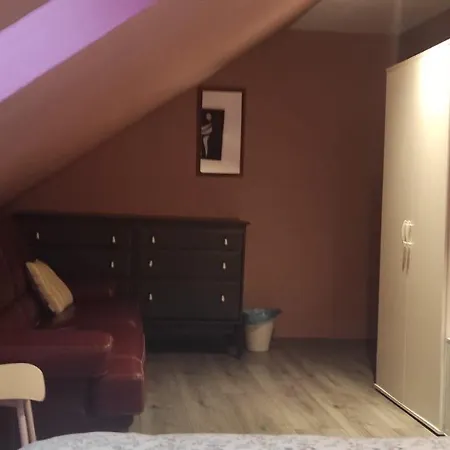 Homestay George & Dragon Pub *