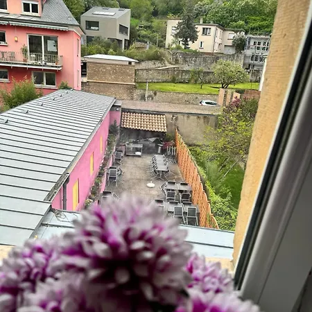 Δωμάτια σε οικογενειακή κατοικία George & Dragon Pub Λουξεμβούργο